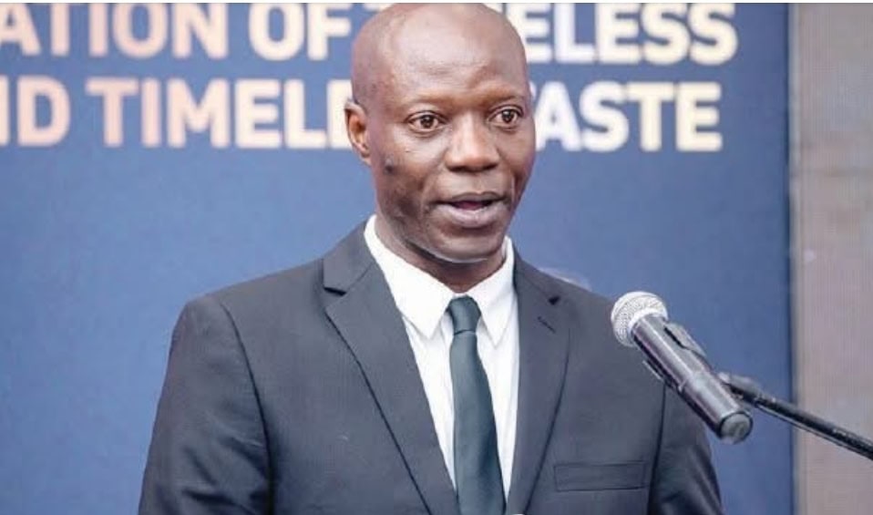 Highlanders FC coach Benjani Mwaruwari