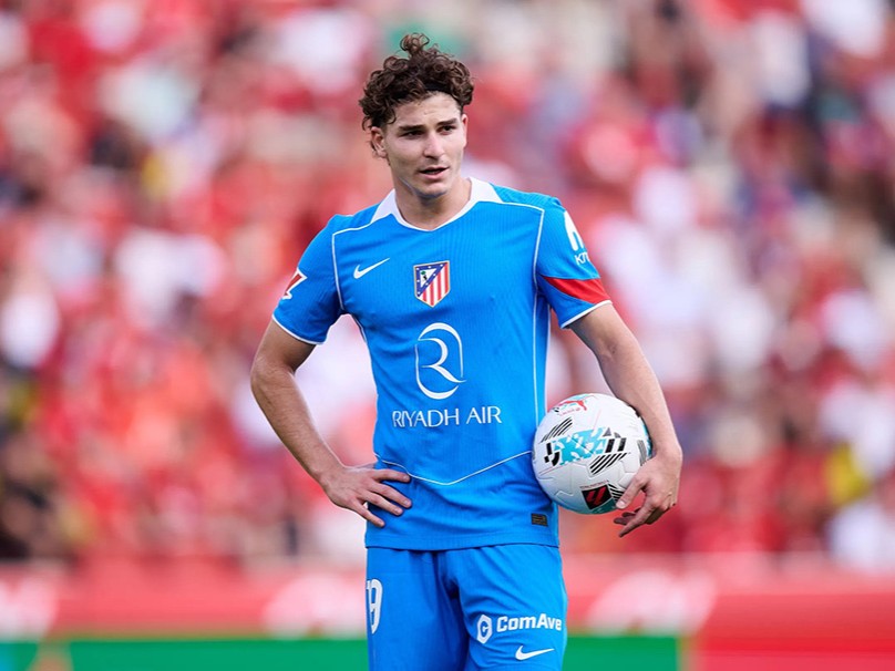 AlvarezBarcelona.jpg AlvarezBarcelona.jpg