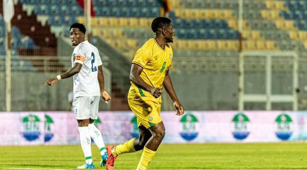 Marshall Munetsi Marshall Munetsi in action against Sierra Leone